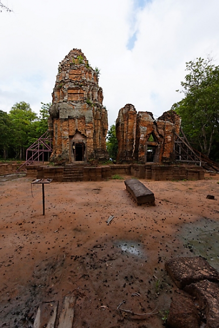 22-Prasat Yai Ngao-001